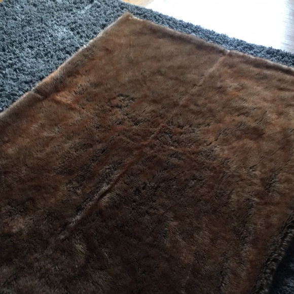 Restoration Hardware Coyote Luxe Faux Fur Throw - Picture 10 of 12